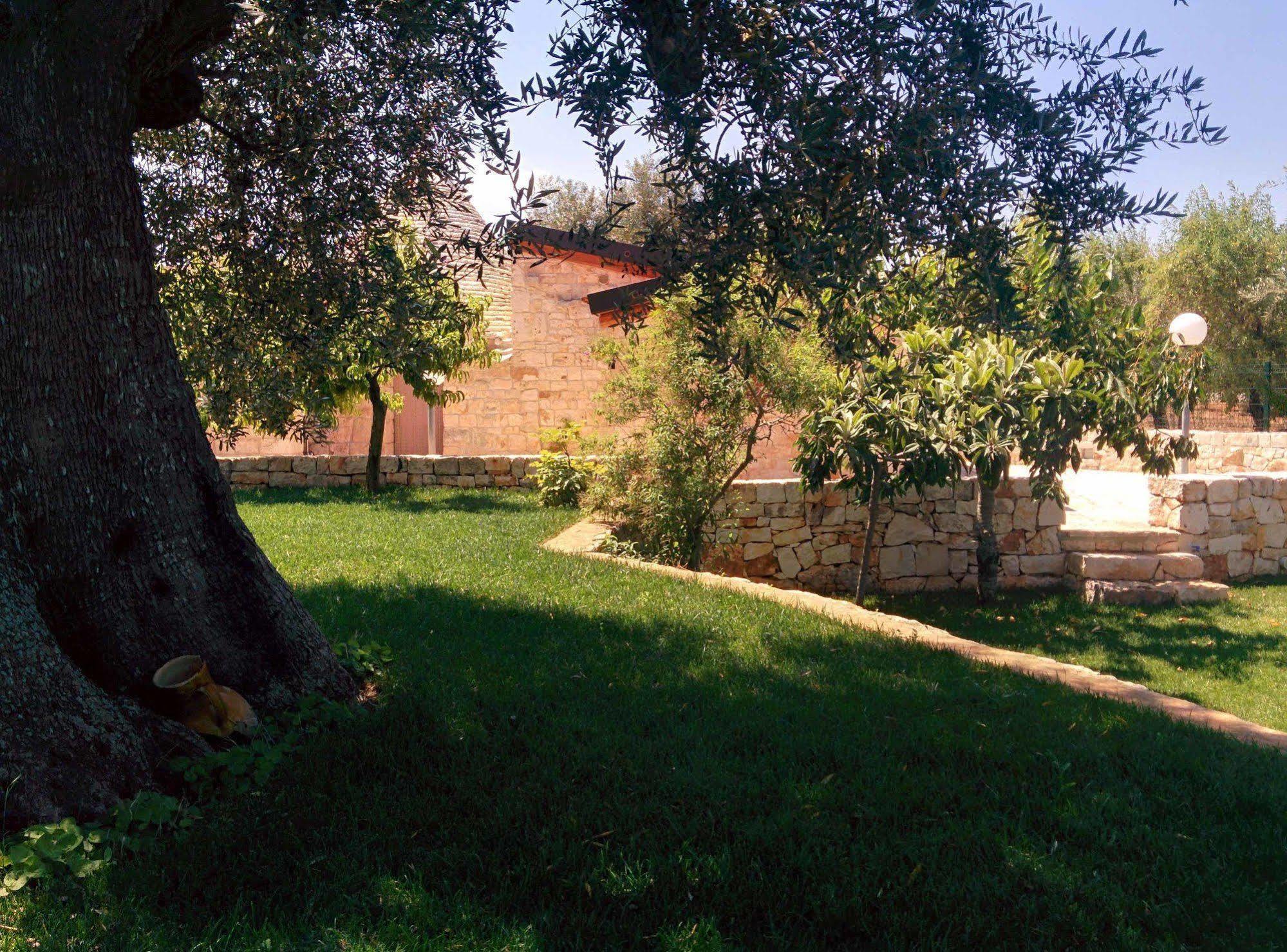 Bed and Breakfast Il Giardino Degli Ulivi Castellana Grotte Exterior foto